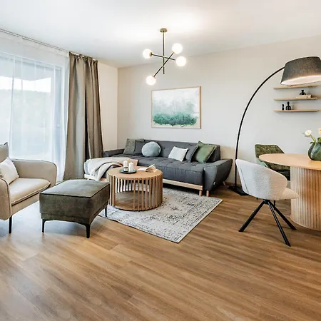 Radlicke Vyhledy Apartment